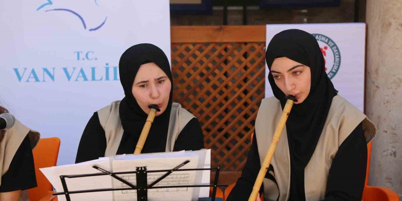 Van Büyükşehir Belediyesinin ney konseri beğeni topladı