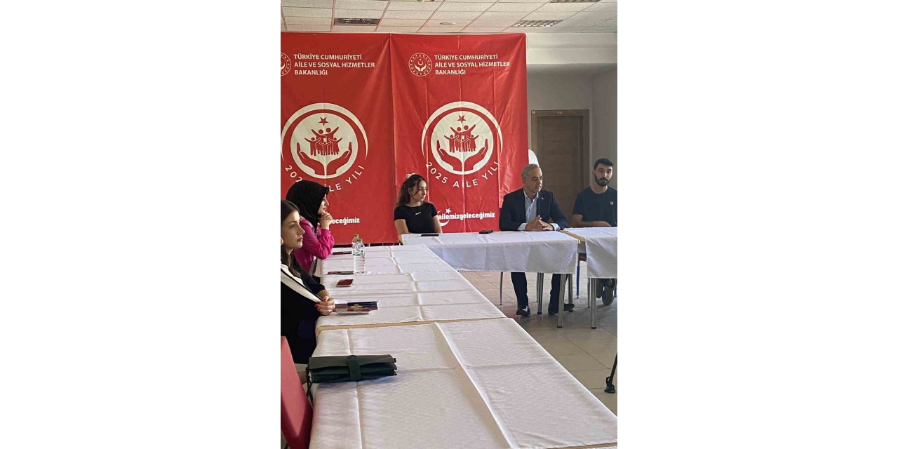 Elazığ’da 40 kişilik psikososyal ekibine eğitim