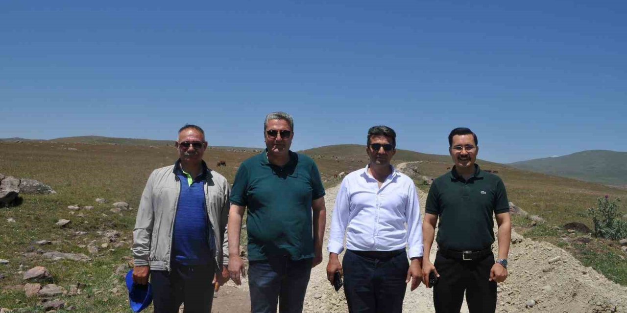 Akyaka Kaymakamı Demirtaş, yaylalarda vatandaşlarla buluştu