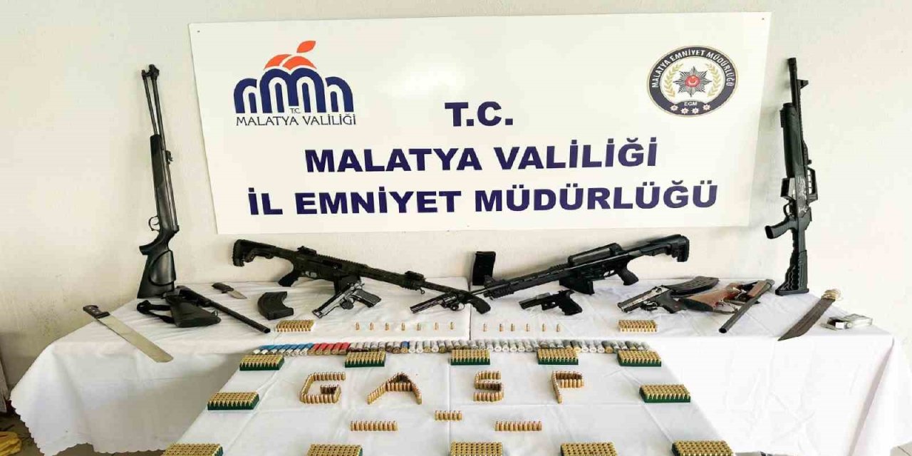 Malatya’da silah teşhiri yapan şüphelilere eş zamanlı operasyon: 29 gözaltı