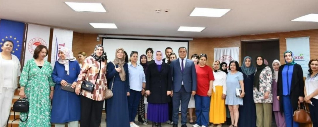 Kars’ta Kadın Girişimcilere Destek Eğitimi Düzenlendi