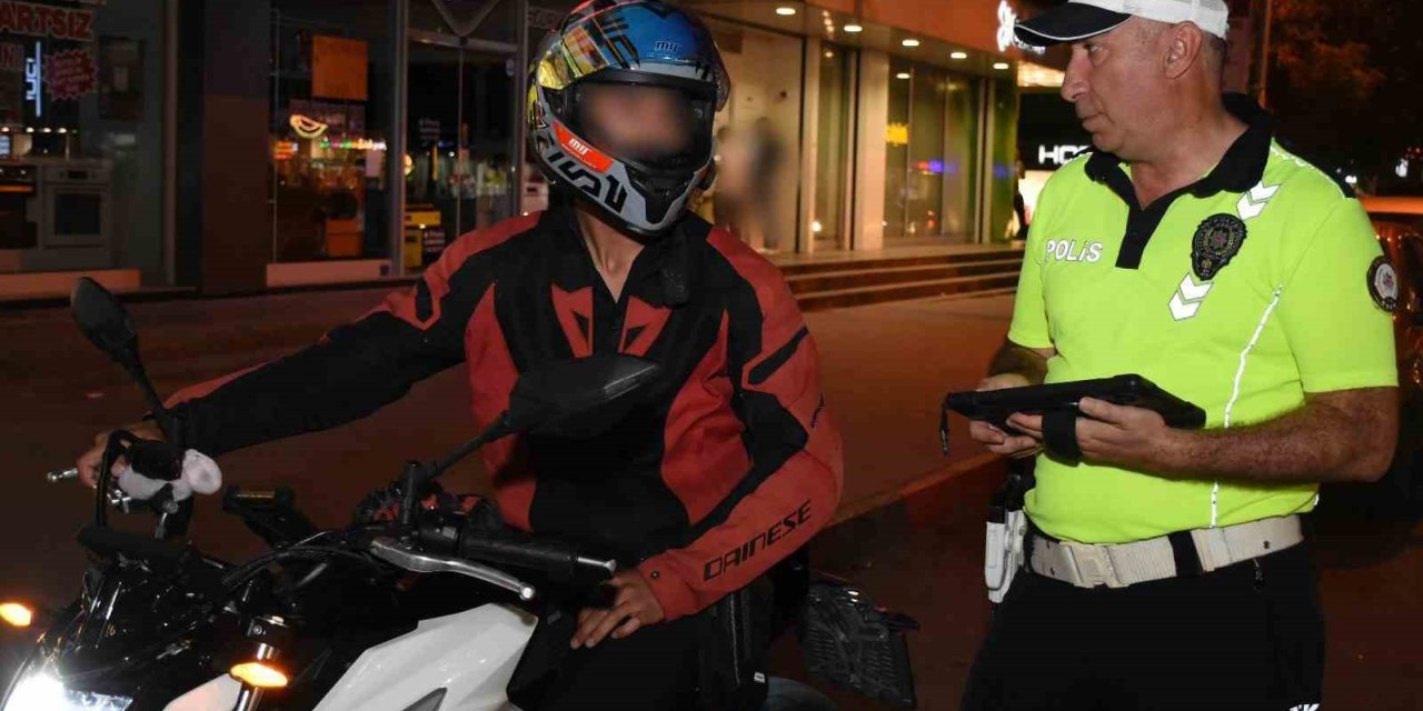 Erzincan’da motosiklet sürücülerine yönelik denetim yapıldı