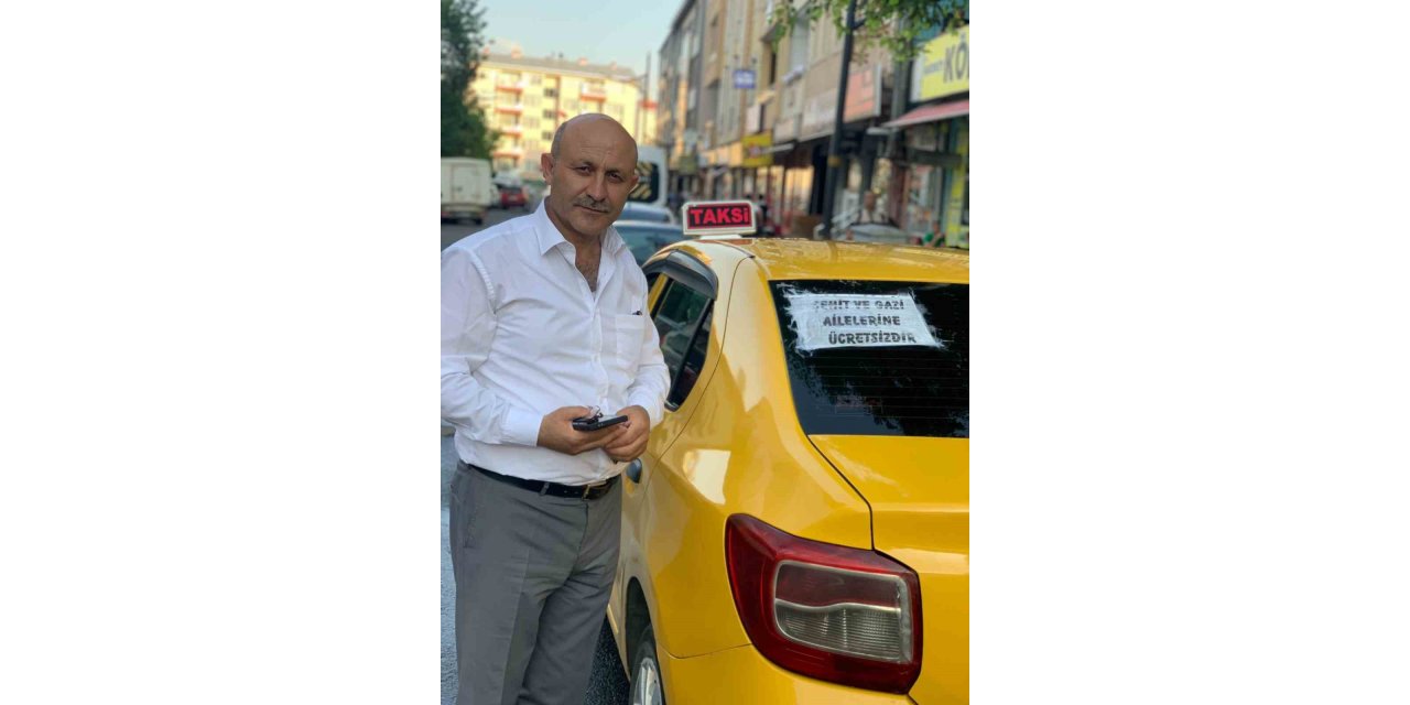 Karslı taksicilerden örnek davranış