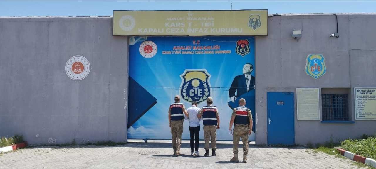 Kars'ta 6 yıl hapis cezası bulunan kişi yakalandı