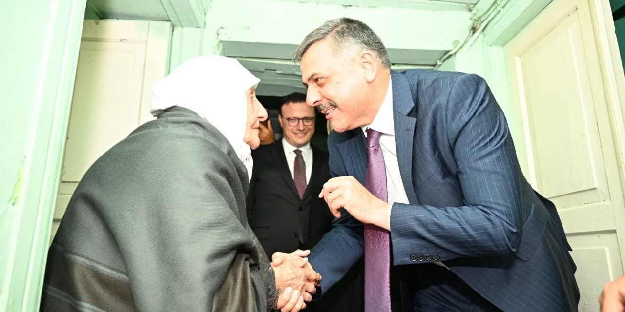 102 yaşındaki Mühibe Nine’ye vefa ziyareti