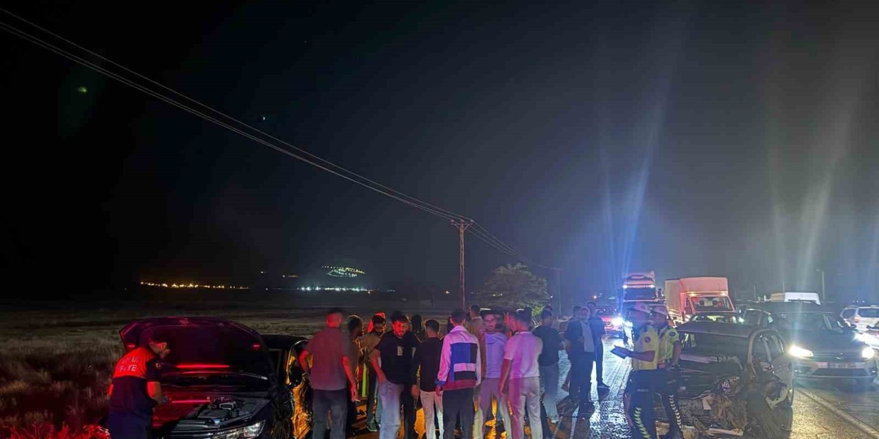 Bitlis’te trafik kazası: 4 yaralı