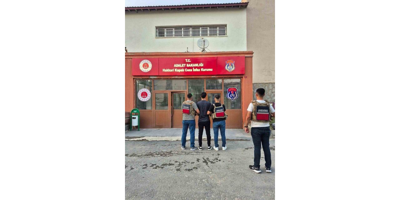 Hakkari’de kesinleşmiş hapis cezası olan 2 kişi yakalandı