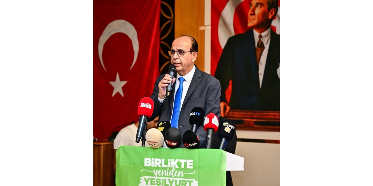 Yeşilyurt Belediyesi hizmet değerlendirme toplantısı yoğun ilgi gördü