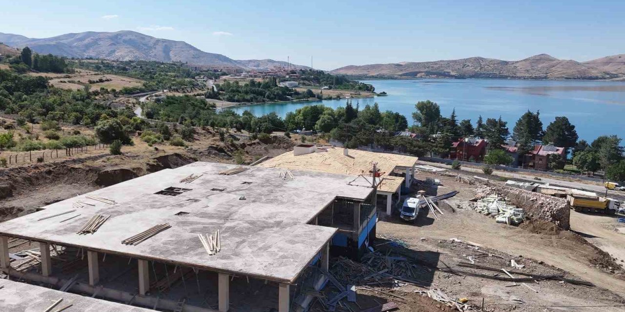 Sivrice Engelsiz Yaşam Merkezi’nde çalışmalar sürüyor