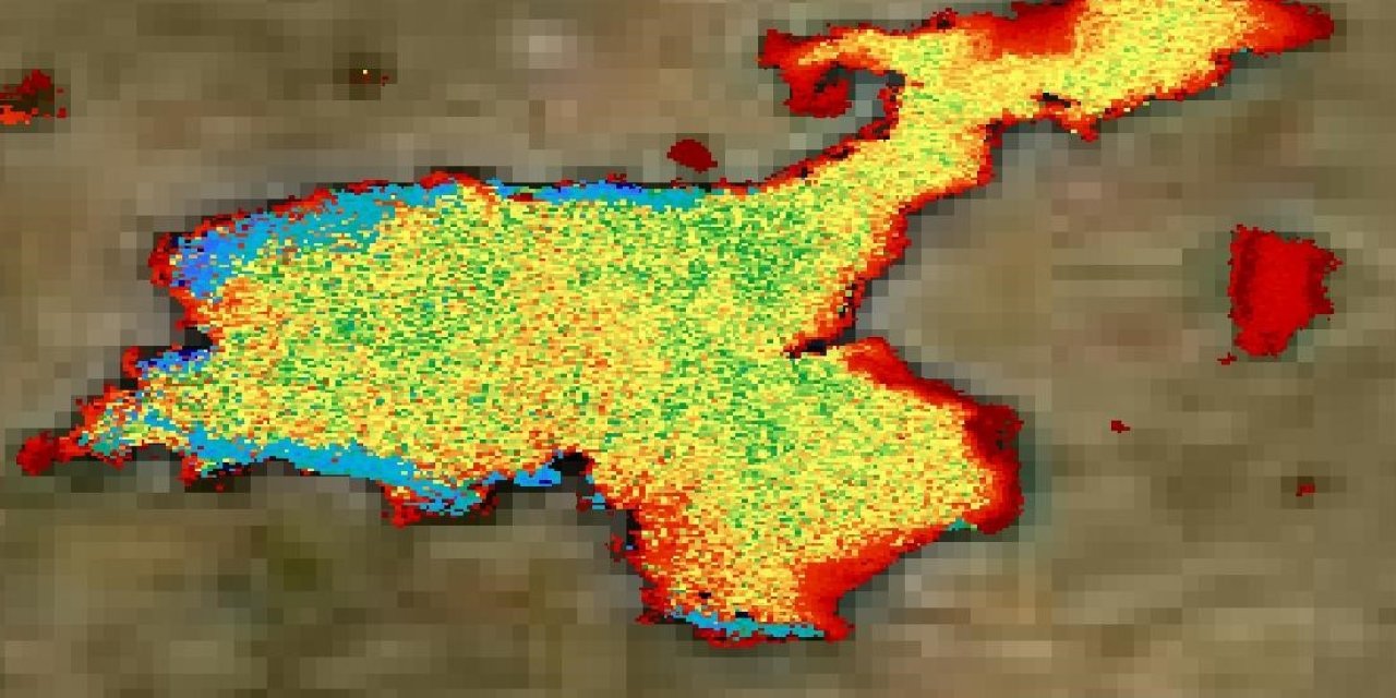 Van Gölü’ndeki kirlilik uydu görüntülerine yansıdı