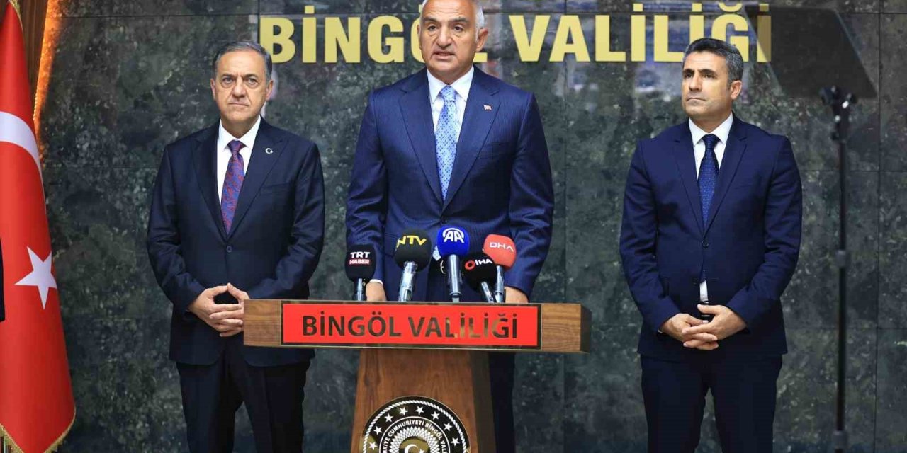 Bakan Ersoy: "Turizm alanında da ülkemizde büyük bir devrim gerçekleştirip, turizmi ilk kez stratejik bir sektör ilan ettik"