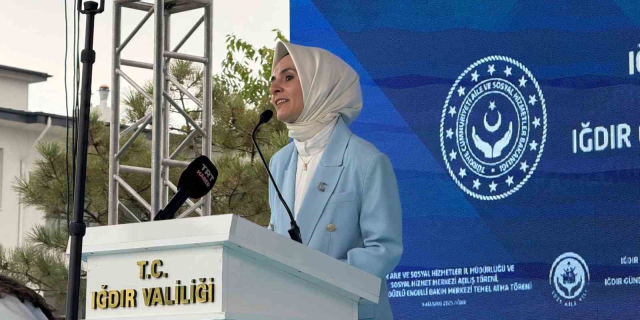 Aile ve Sosyal Hizmetler Bakanı Göktaş: "2025 Aile yılında, aile odaklı sosyal hizmet modellerimizi yaygınlaştırmaya devam edeceğiz"