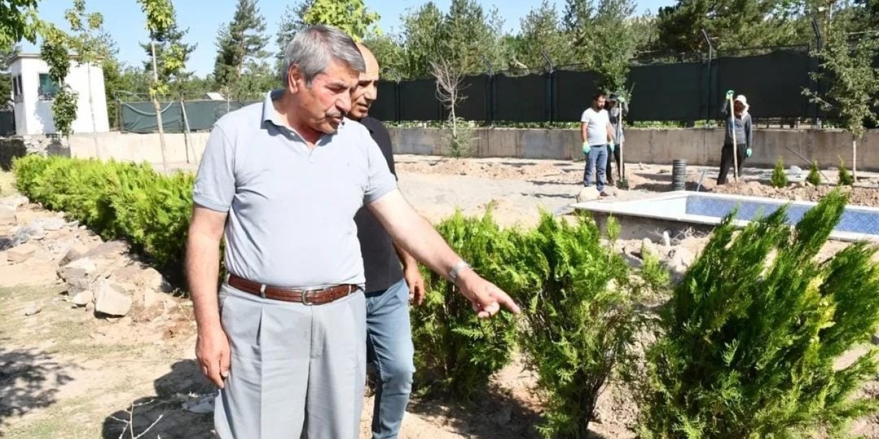 Patnos’ta çevre düzenleme çalışmaları aralıksız devam ediyor