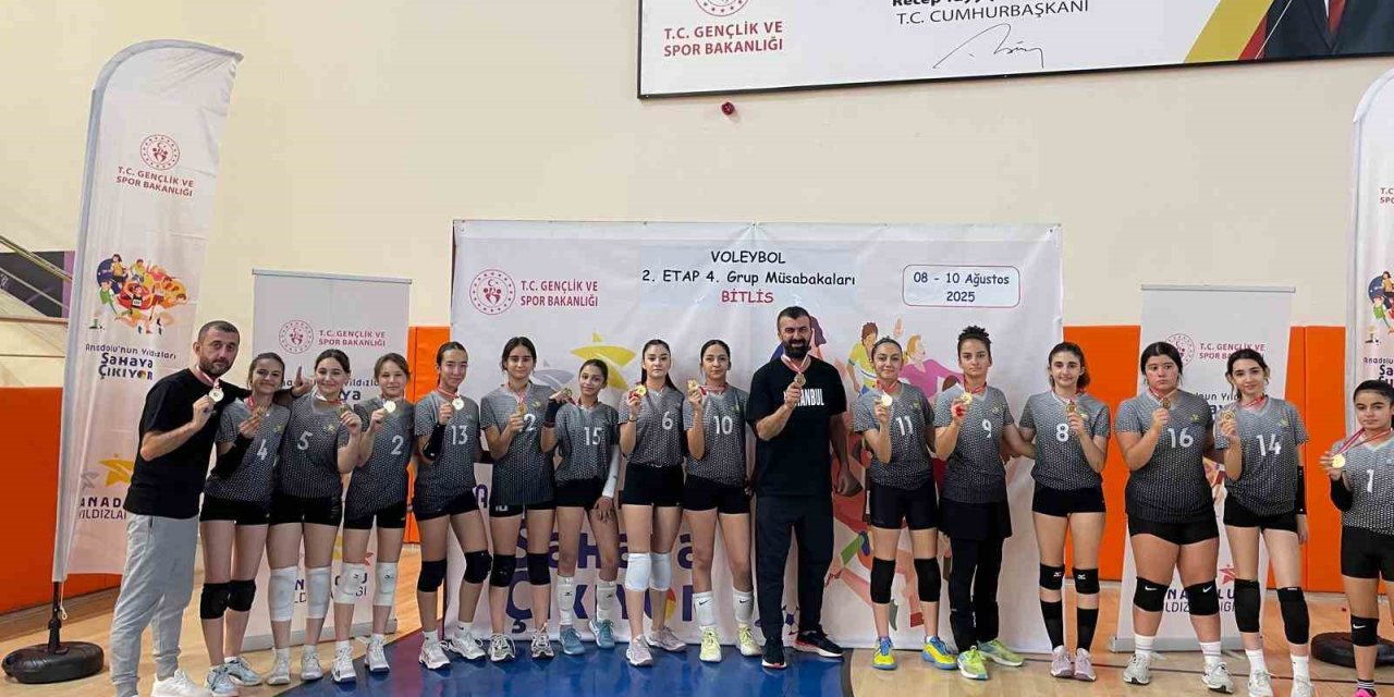Malatya kadın voleybol takımı Türkiye finallerinde