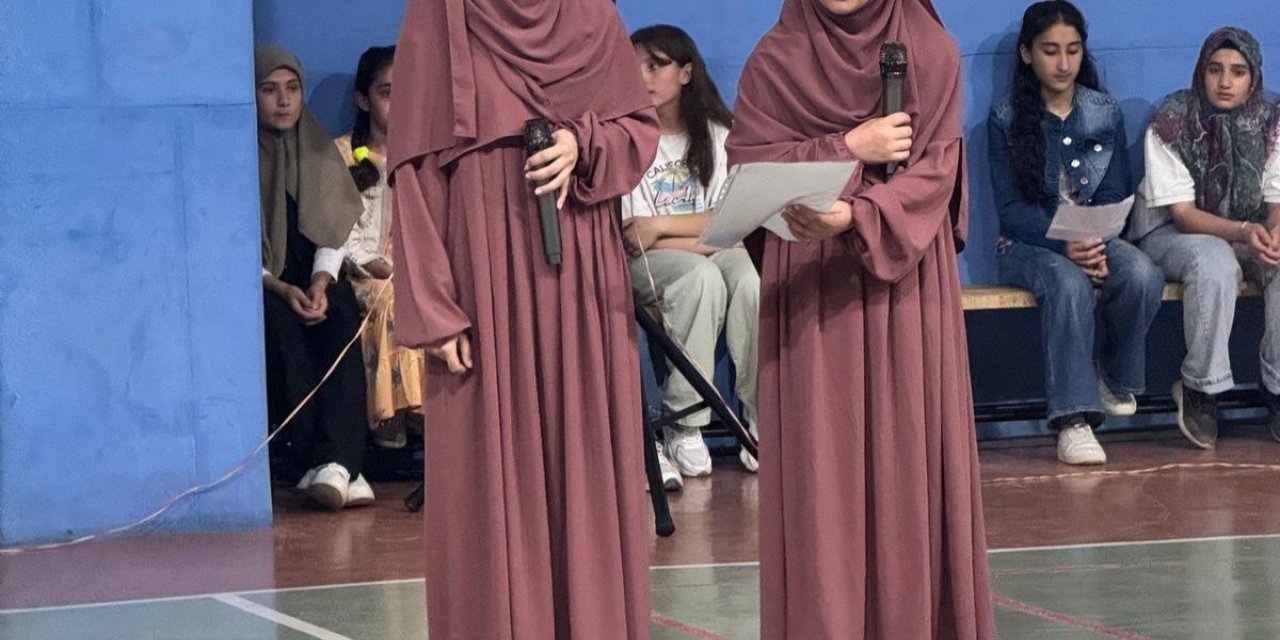 Başkale’de yaz Kur’an kursları düzenlenen programla sona erdi