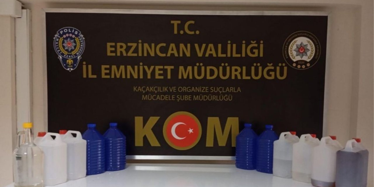 Erzincan’da 42 litre kaçak içki ele geçirildi