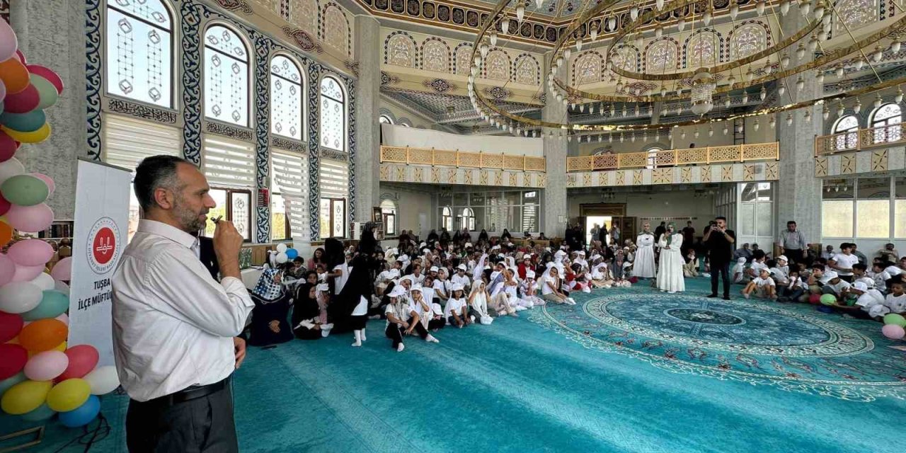 Tuşba’da Yaz Kur’an Kursları düzenlenen programla sonra erdi