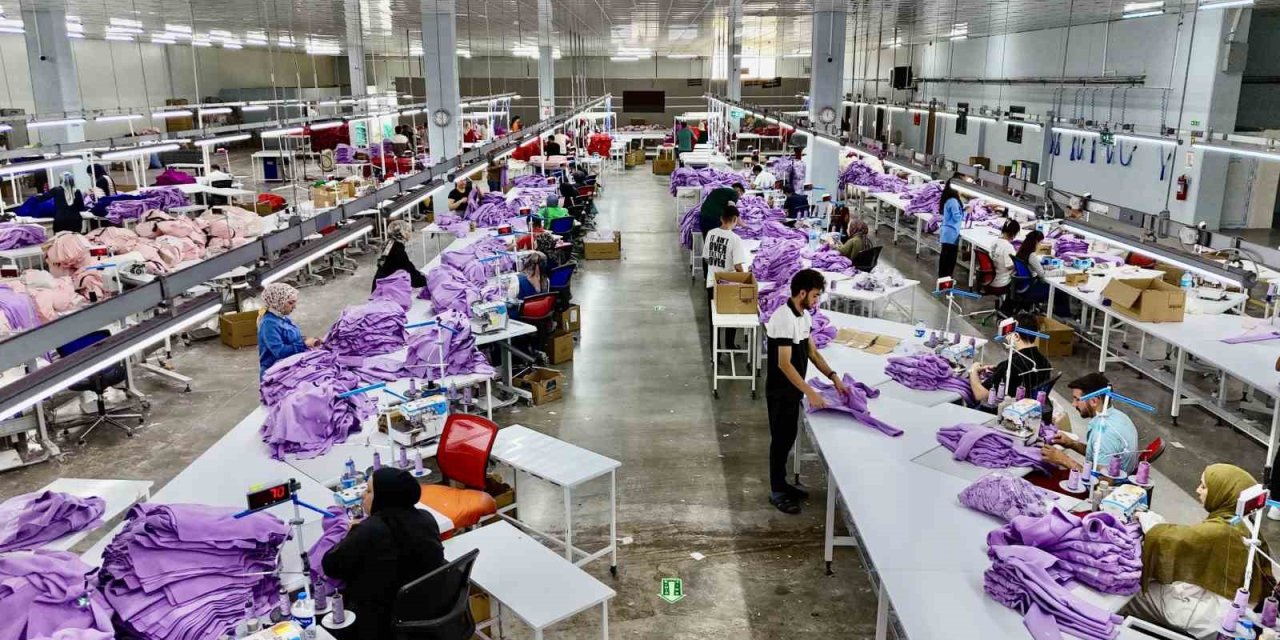 Doğduğu topraklara yatırım yaptı, yüzlerce kadına ve engelli bireye iş fırsatı sundu