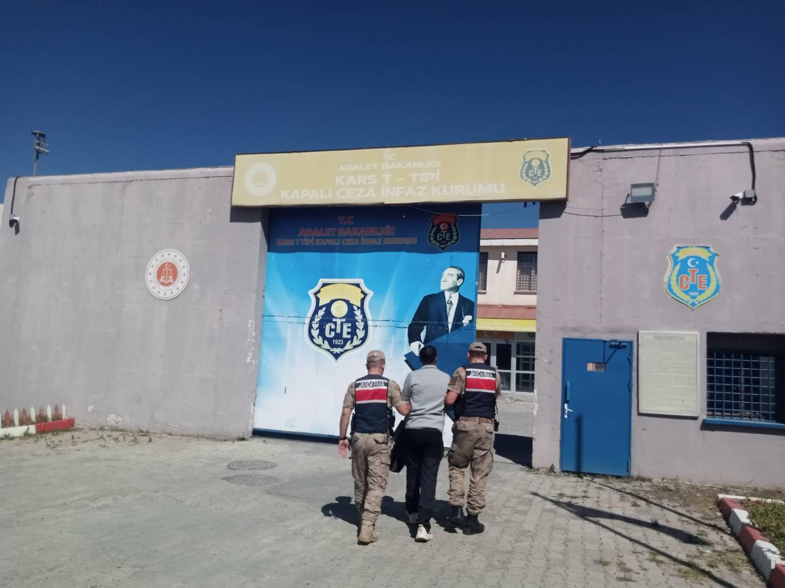 Kars’ta aranan şahıs yakalandı