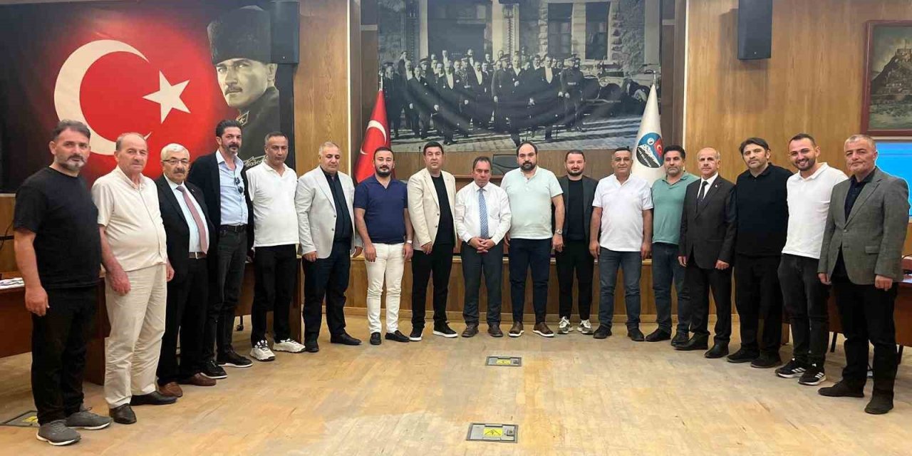 Kars 36 Spor’a destek çığ gibi büyüyor