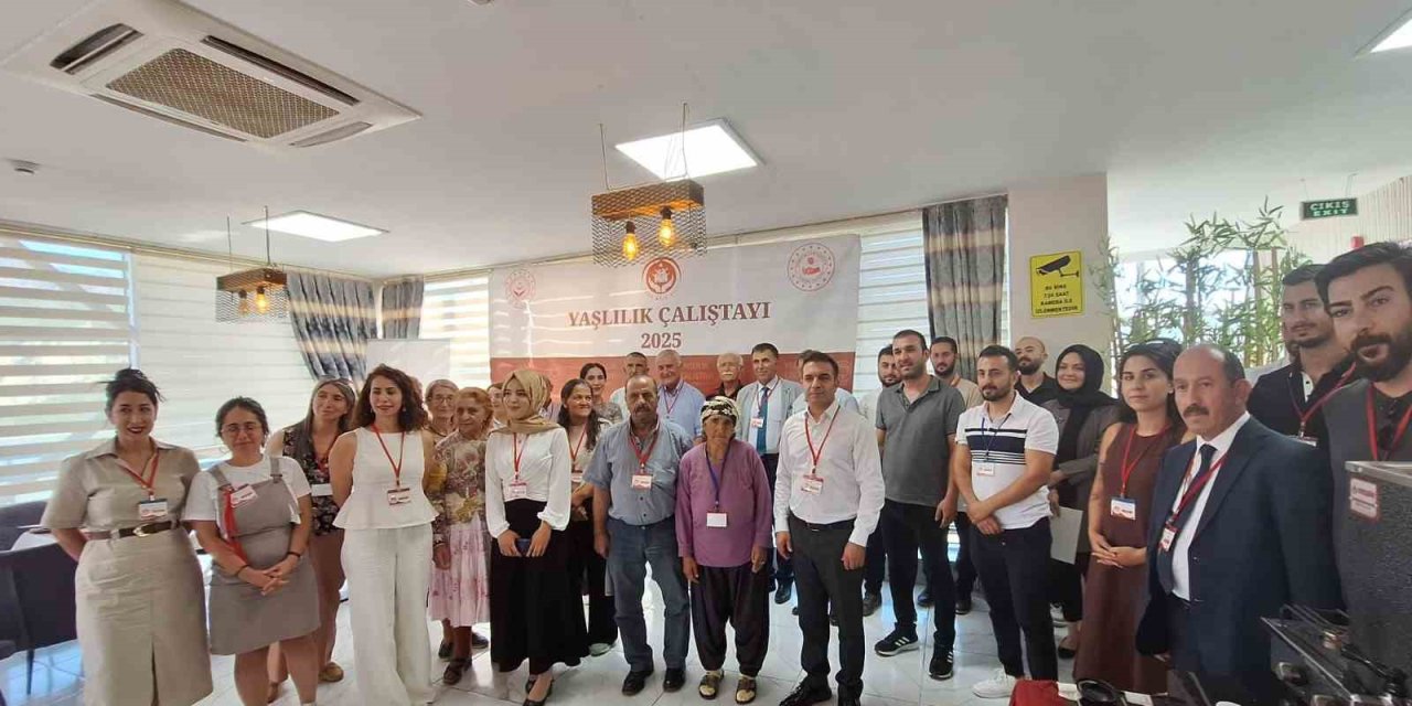 Tunceli’de Yaşlılık Çalıştayı düzenlendi