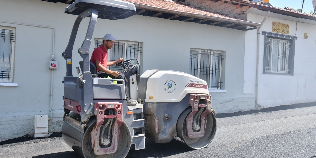 Aşağıbağlar Mahallesi’nde yol konforu artıyor
