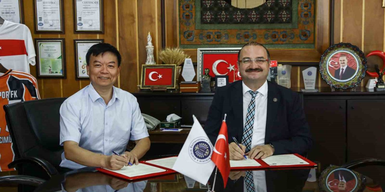 Atatürk Üniversitesi ile Çin’in Southwest Üniversitesi arasında iş birliği protokolü
