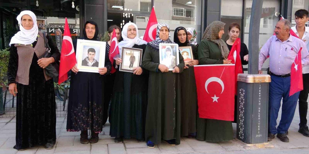 Vanlı ailelerin eylemi 107’nci haftasına girdi