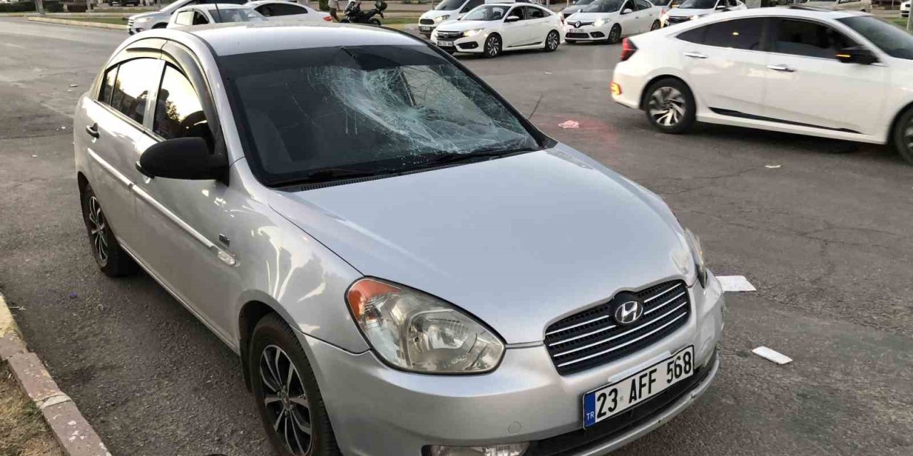 Elazığ’da trafik kazası: 4 yaralı