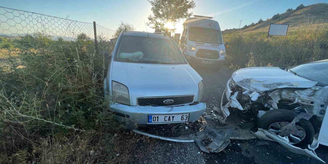 Bingöl’de trafik kazası: 3 yaralı