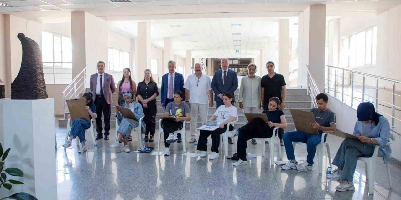 Erzincan’da güzel sanatlar için özel yetenek sınavları yapıldı