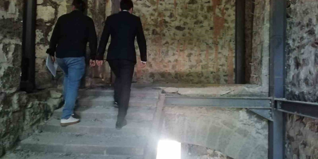 Susuz’da Hükümet Konağı’nın yapımı sürüyor