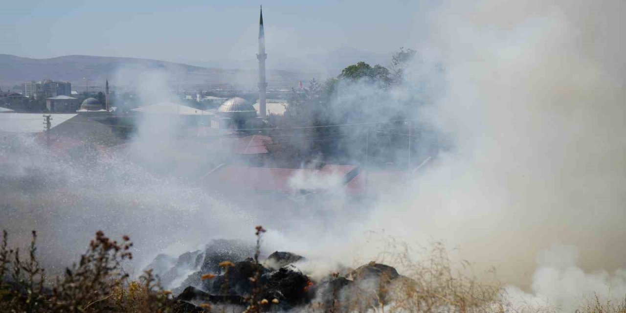 Ot yangına itfaiyeden zamanında müdahale