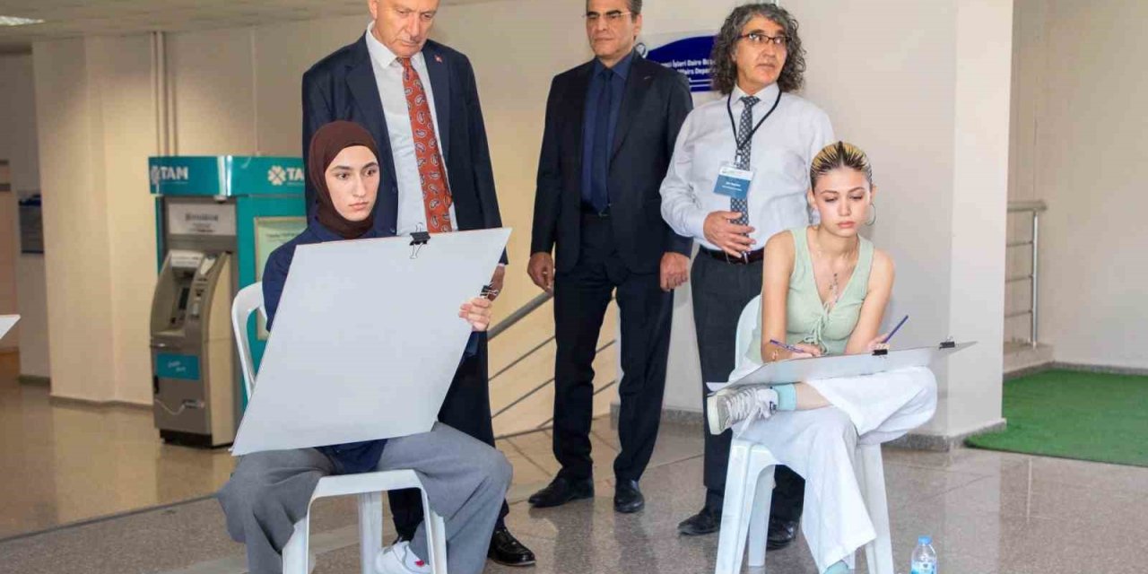 Erzincan’da güzel sanatlar için özel yetenek sınavları yapıldı