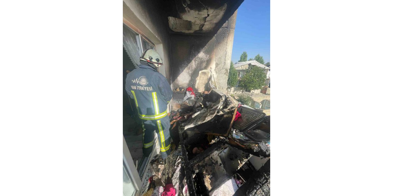 Van’da ev yangını