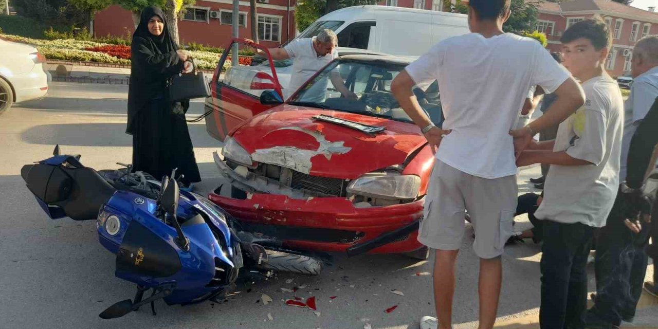 Malatya’da otomobil ile motosiklet çarpıştı: 1 yaralı
