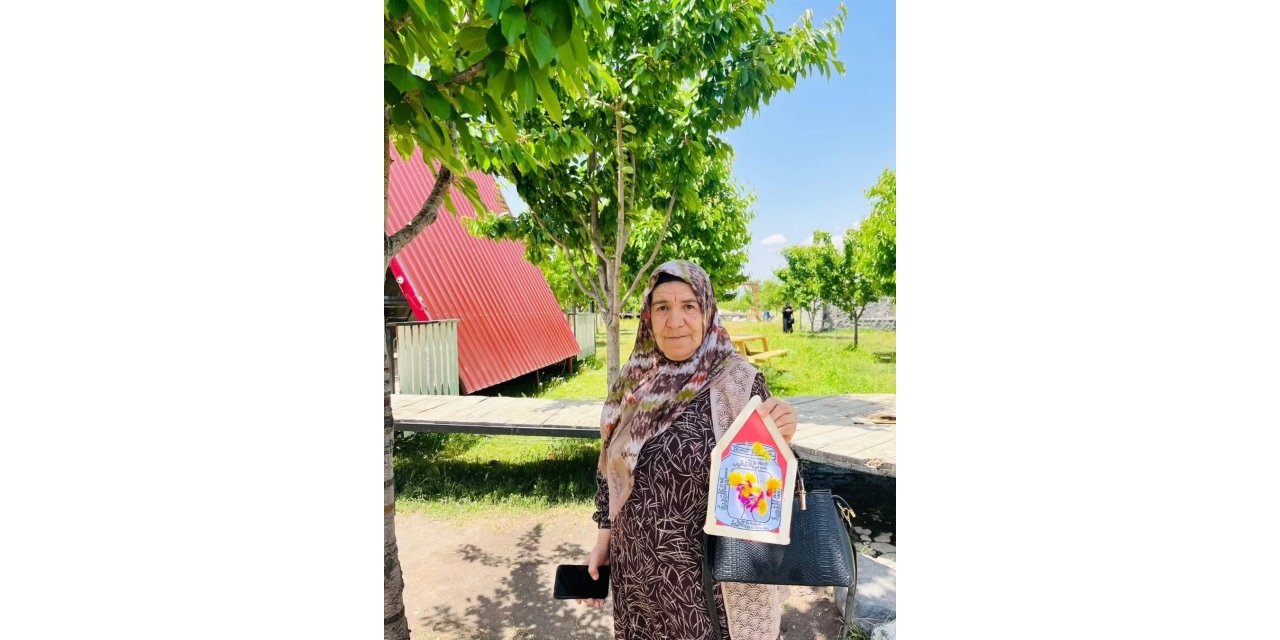 Ninelere özel etkinlikte kuşaklar buluştu