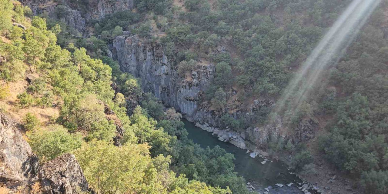 Doğanın saklı cenneti Masiro Kanyonu, ziyaretçilerini hayran bırakıyor