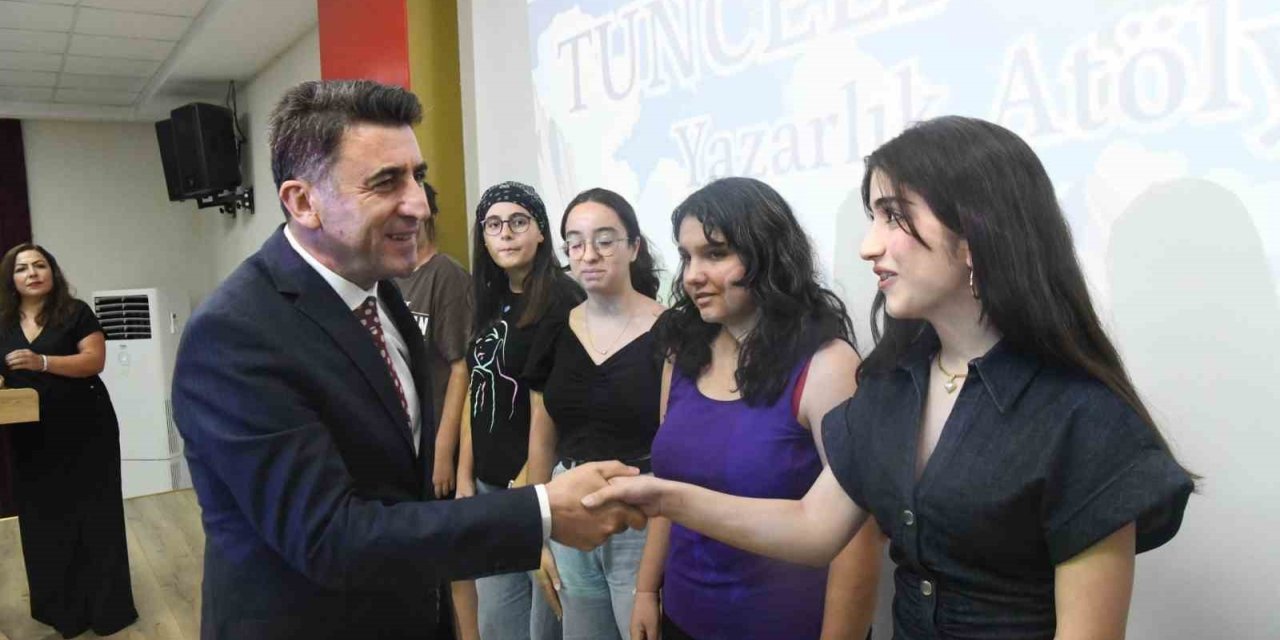 ’Tunceli Yazıyor’ Projesi kapanış programı düzenlendi