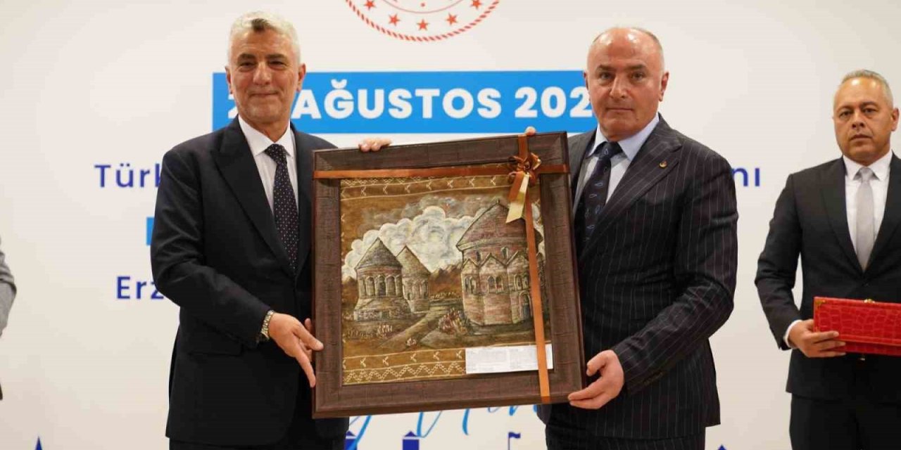 Özakalın Bakan Bolat’a iş dünyasının beklentilerini anlattı