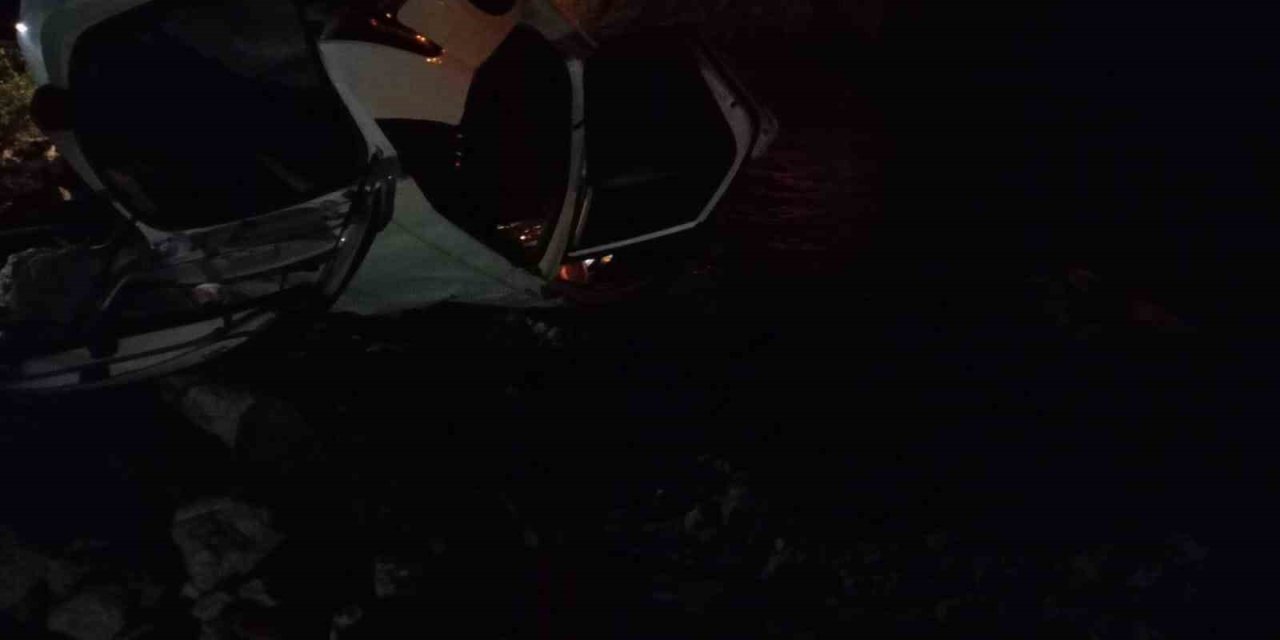Erzurum’da otomobil nehre uçtu: 1 ölü, 1 yaralı, 1 kayıp