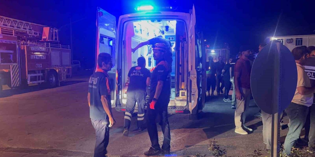 Erzincan’da zincirleme trafik kazası: 5 yaralı