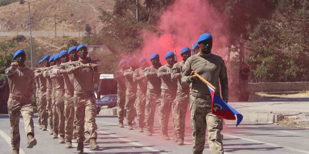 Bitlis’te 30 Ağustos Zafer Bayramı kutlamaları