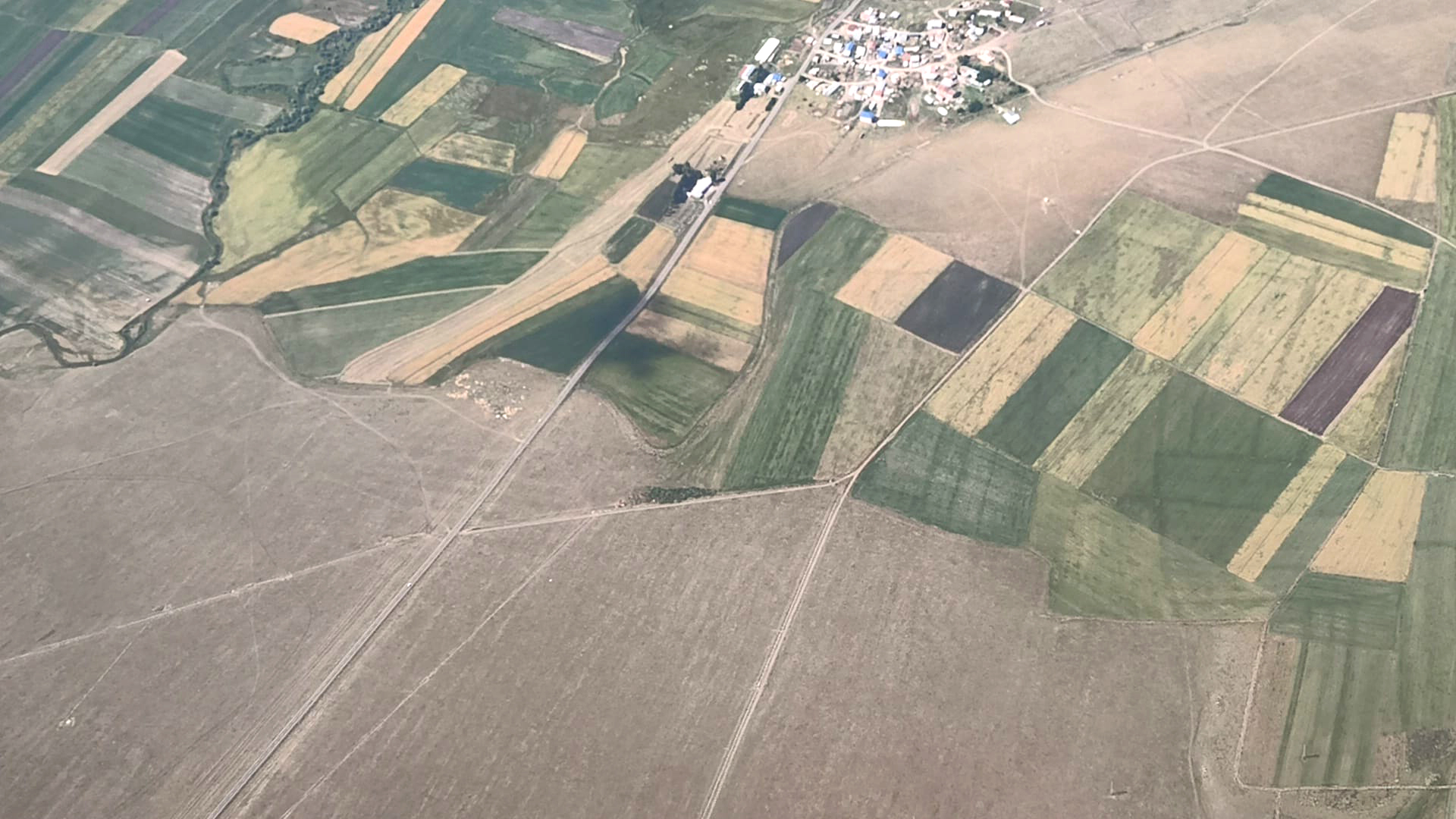 Kars'ta ekilmeyen tarım arazisi kiraya verilecek