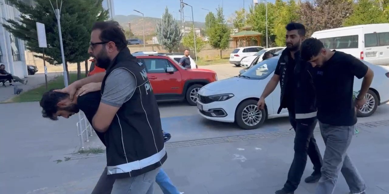 Bingöl’de uyuşturucu operasyonu: 2 tutuklama