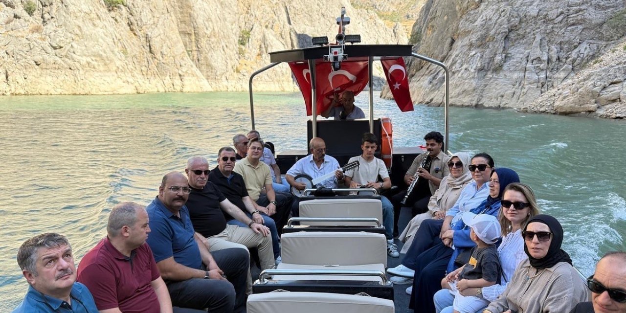 Kemaliye hafta sonu Bayburt protokolünü ağırladı