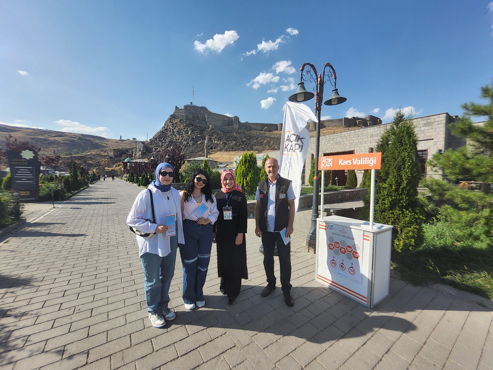 Açık Kapı Şube Müdürlüğü ekipleri stant kurdu