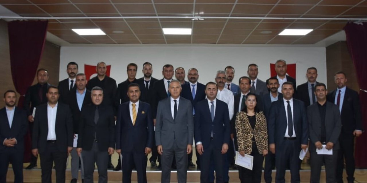 Kaymakam Mustafa Akın, okul müdürleriyle bir araya geldi