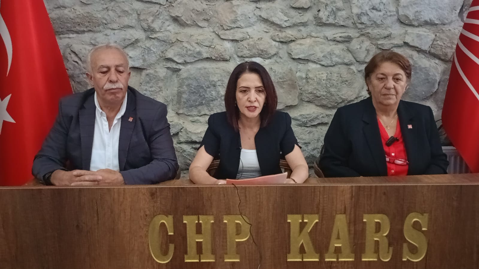 CHP Kars İl Başkanlığı’ndan Özgür Çelik’e destek açıklaması