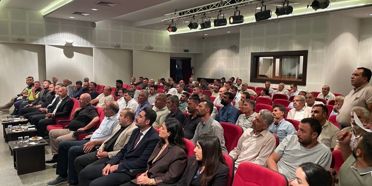 Malazgirt’te "Şeker Pancarı Üretim Toplantısı" düzenlendi